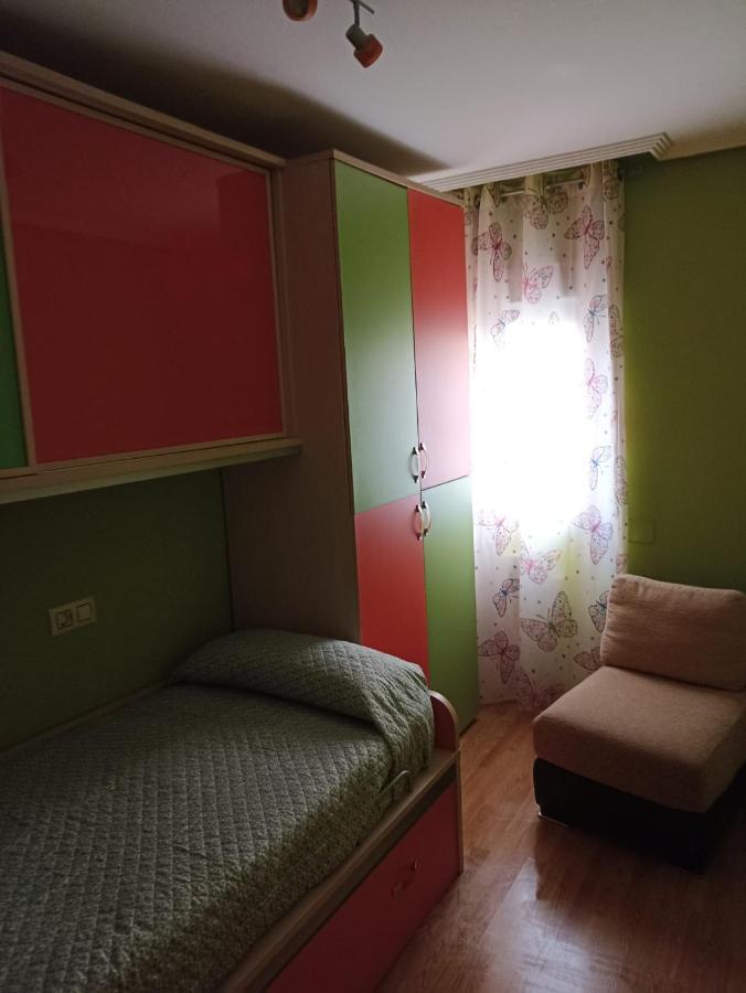 Piso Yade En Oviedo, Proximo A Los Vegas Con Parking Y Wifi エクステリア 写真